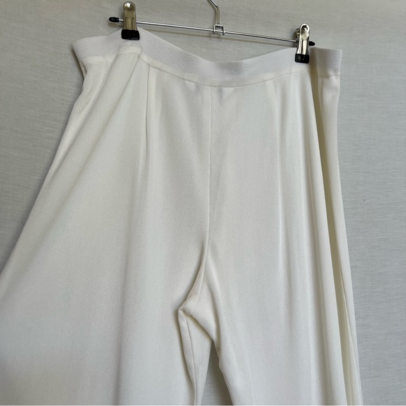Misook Classic White Women's Knit Trousers - Picture 4 of 15